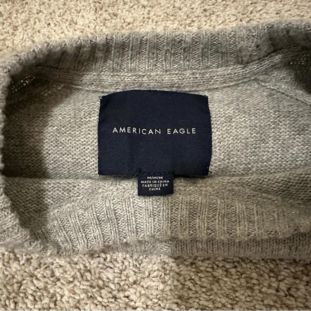 Men’s American Eagle Gray Knit Sweater Size M Crewneck Lightweight - Picture 5 of 5